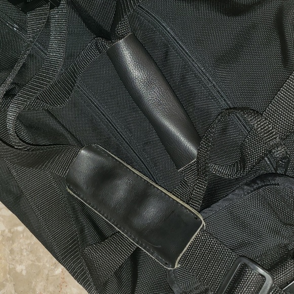 Titleist Golf Players Large Duffel Bag - Picture 4 of 12